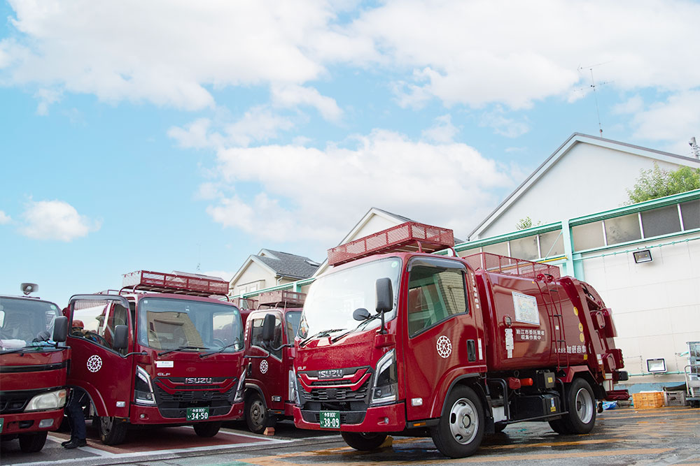 一般廃棄物処理施設は、「廃棄物処理法 第8条」に基づく許可を取得し、地域社会の一員として責任ある処理業務を行っています。